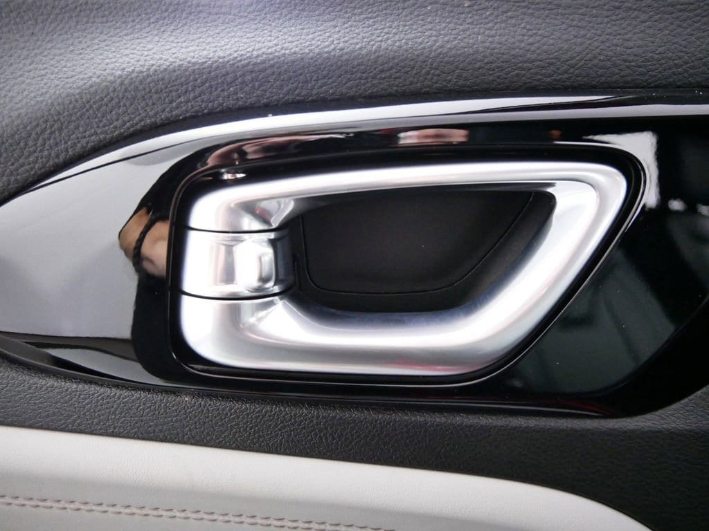 Thumbnail: 2025 Jeep Compass - 34