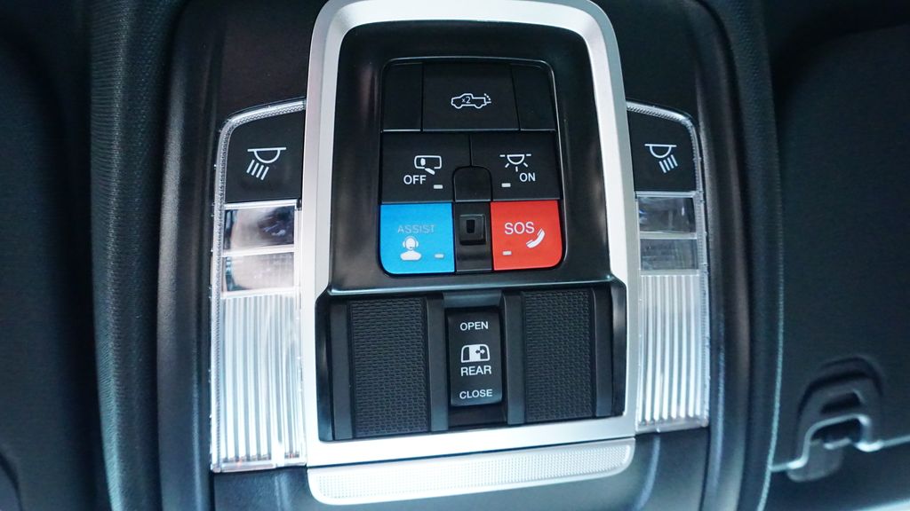 Thumbnail: 2026 RAM 1500 - 38