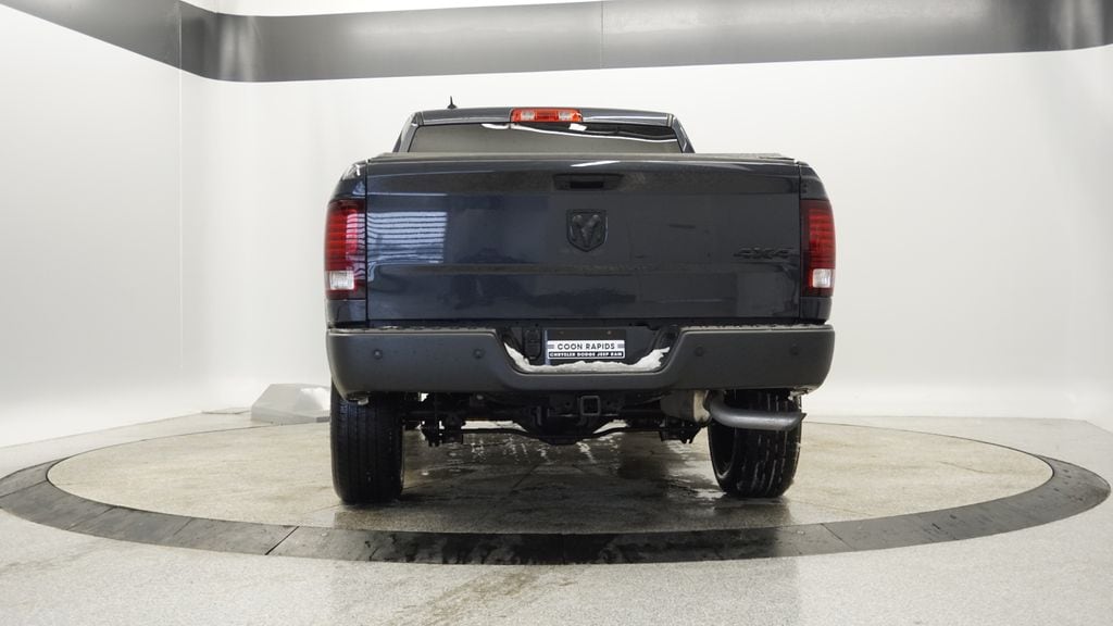 Thumbnail: 2021 RAM 1500 Classic - 6