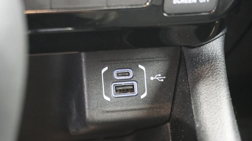 Thumbnail: 2022 Jeep Compass - 47