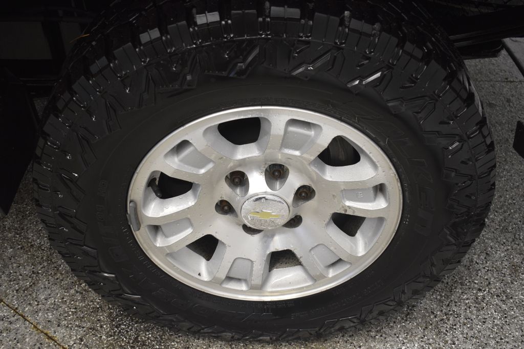 Thumbnail: 2015 Chevrolet Silverado 1500 - 14