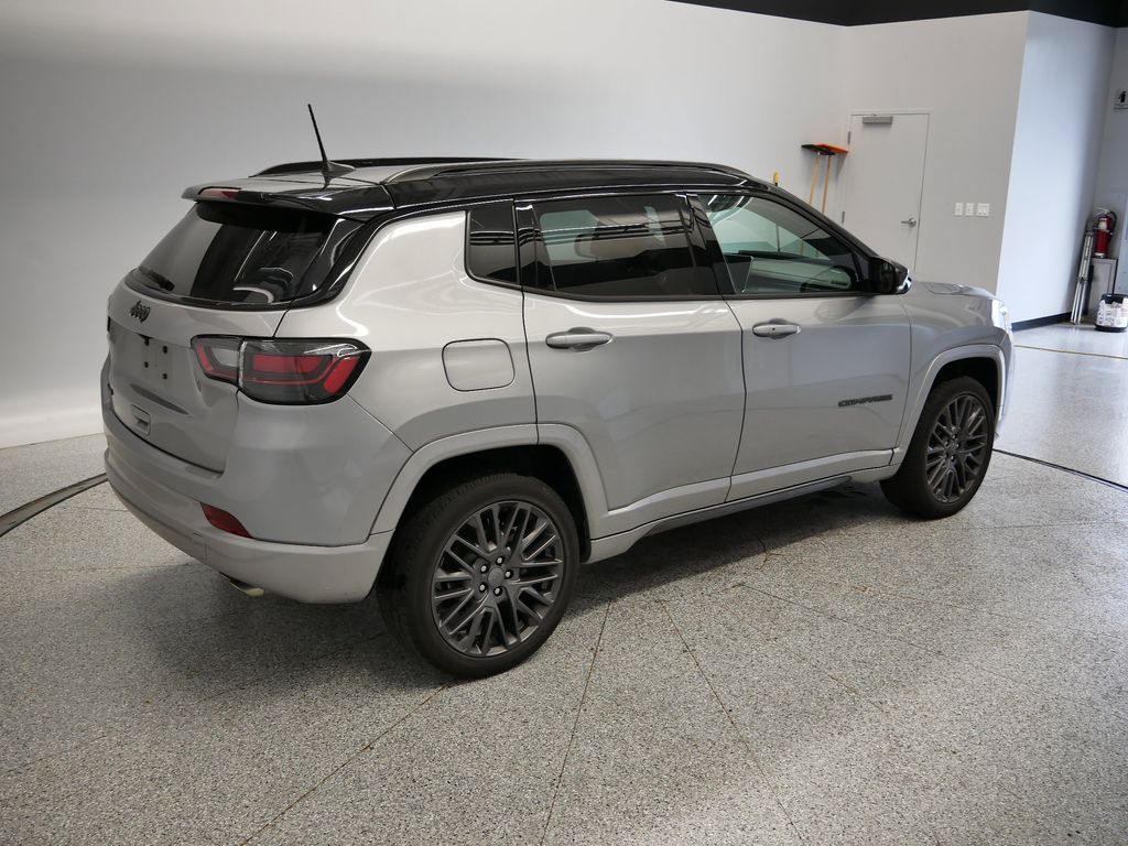 Thumbnail: 2022 Jeep Compass - 19