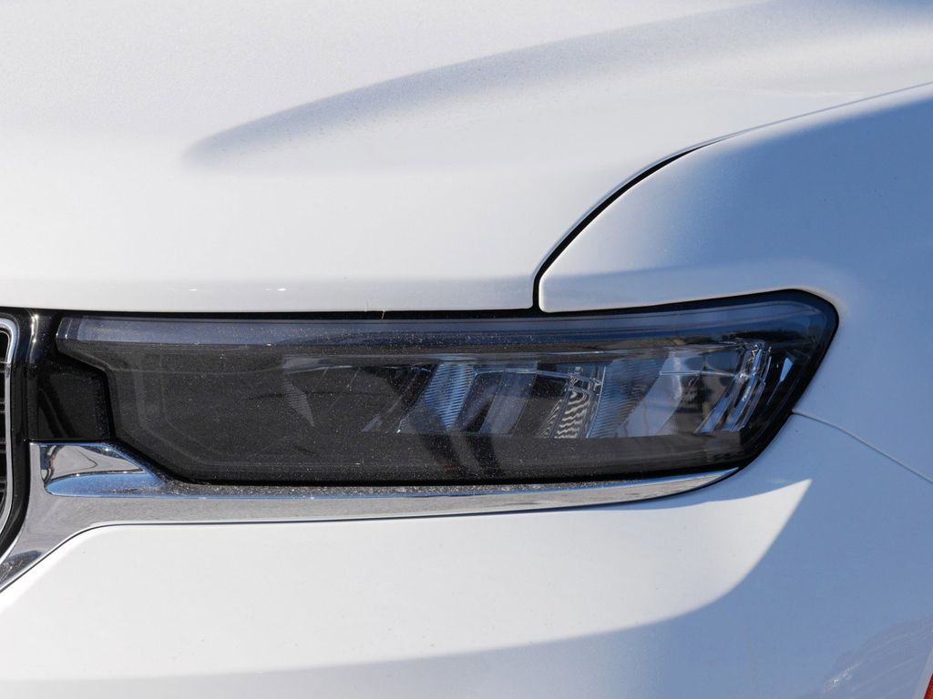 Thumbnail: 2025 Jeep Grand Cherokee - 19