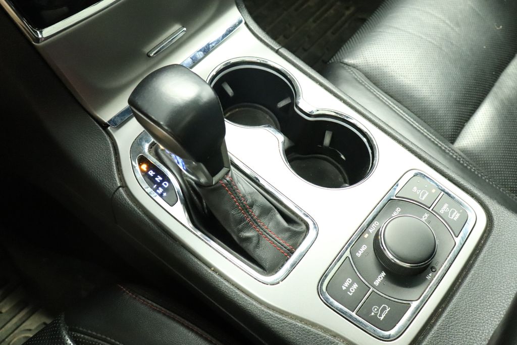 Thumbnail: 2021 Jeep Grand Cherokee - 49