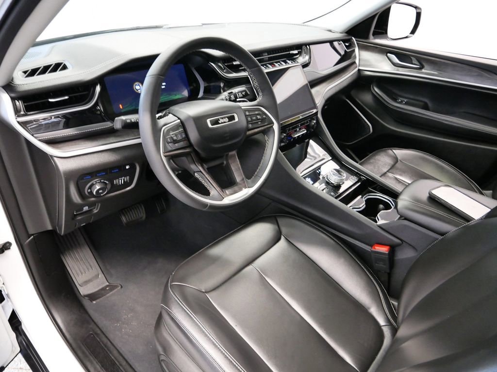 Thumbnail: 2023 Jeep Grand Cherokee - 2