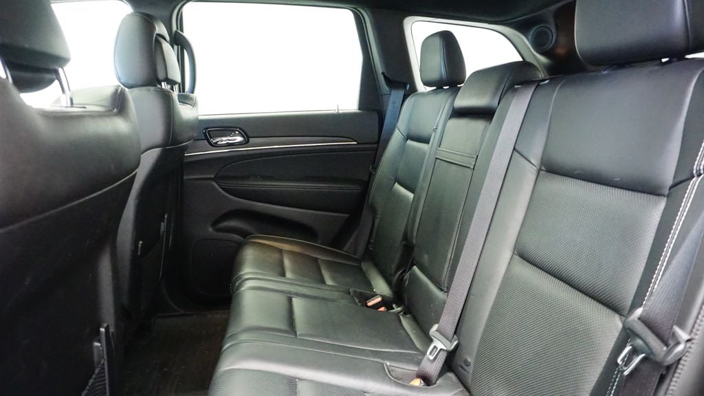 Thumbnail: 2021 Jeep Grand Cherokee - 21