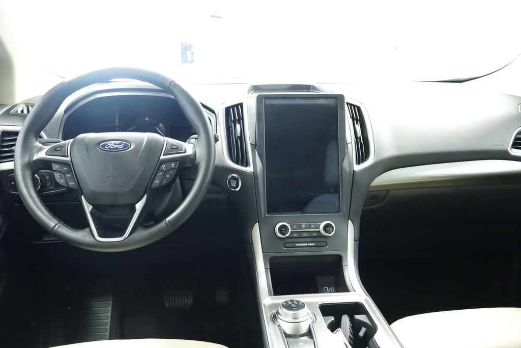 Thumbnail: 2023 Ford Edge - 23