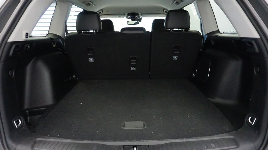 Thumbnail: 2023 Jeep Grand Cherokee - 15