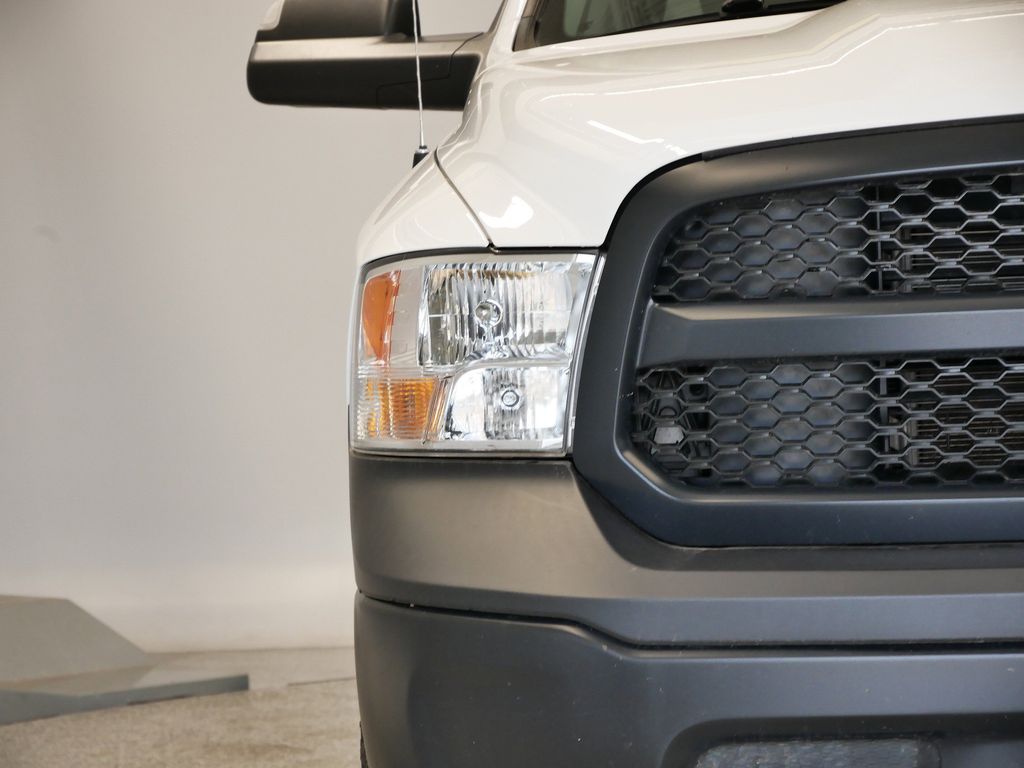 Thumbnail: 2021 RAM 1500 Classic - 47
