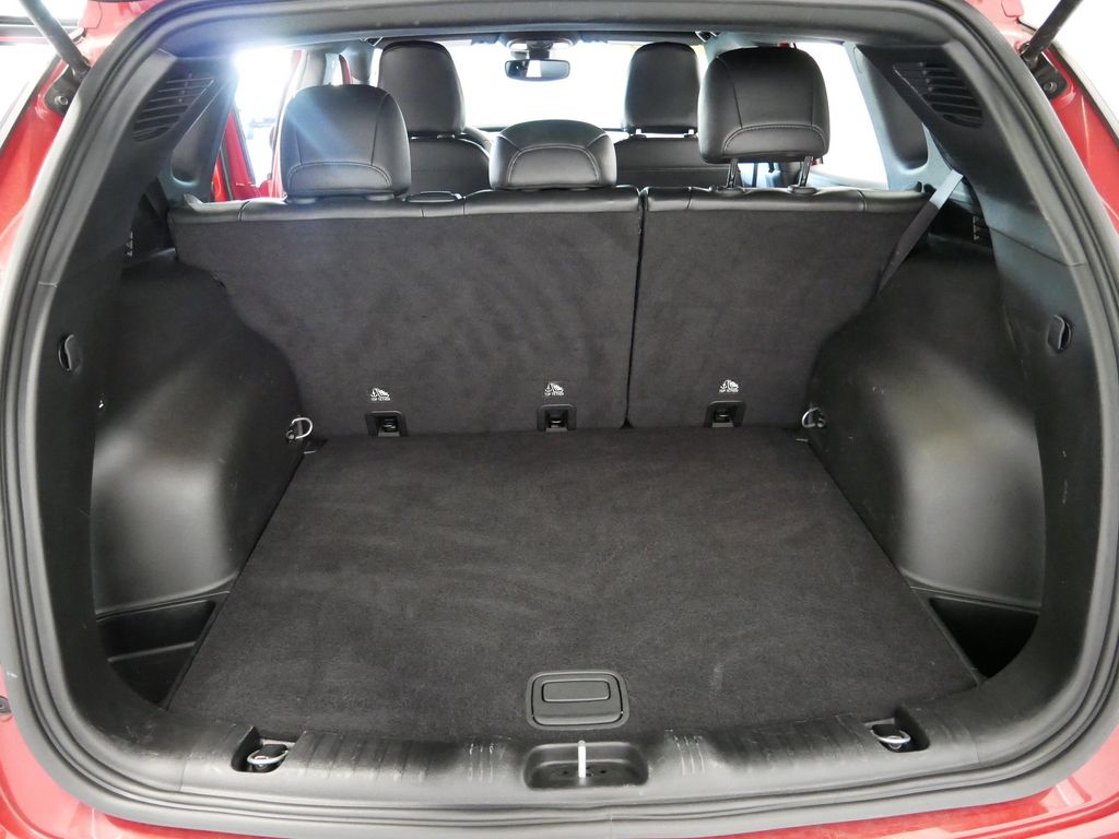 Thumbnail: 2023 Jeep Compass - 12