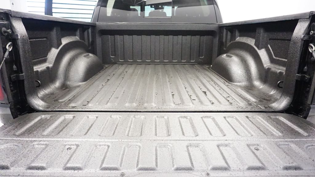 Thumbnail: 2025 RAM 1500 - 21