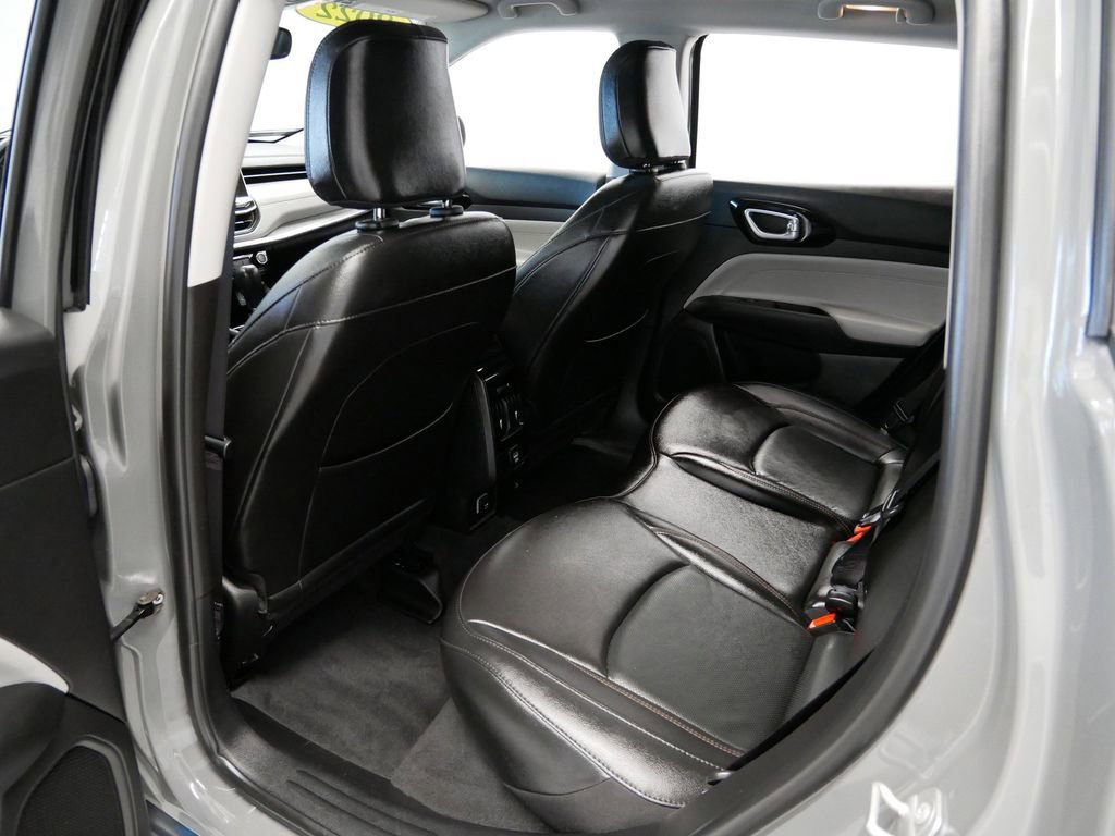 Thumbnail: 2022 Jeep Compass - 8