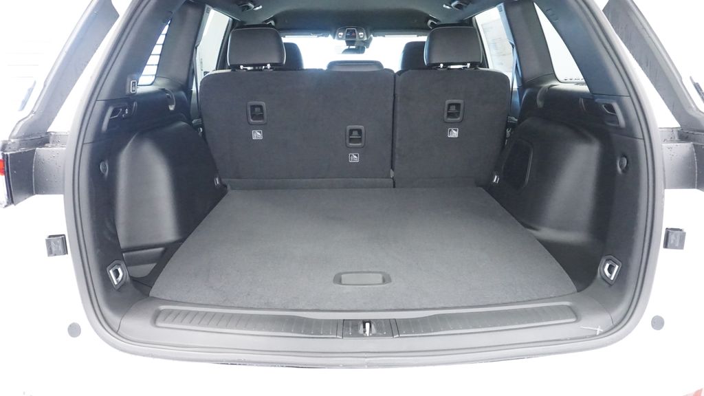 Thumbnail: 2026 Jeep Grand Cherokee - 18