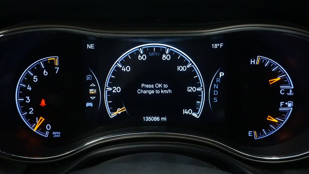 Thumbnail: 2015 Jeep Grand Cherokee - 31