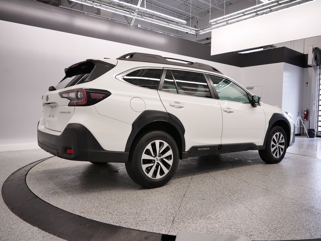 Thumbnail: 2023 Subaru Outback - 19