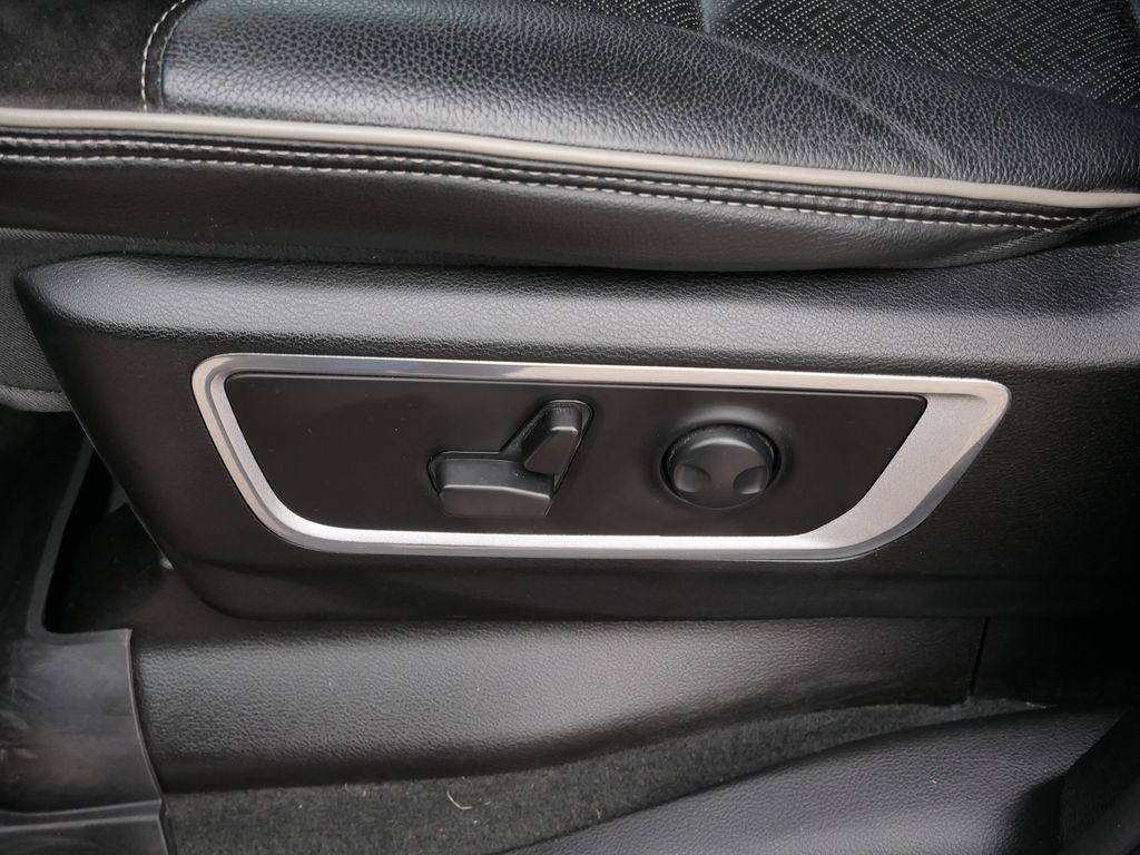 Thumbnail: 2023 RAM 1500 - 6