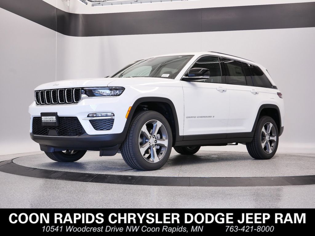 Thumbnail: 2025 Jeep Grand Cherokee - 1