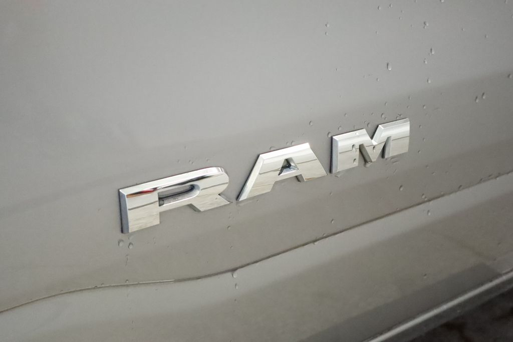 Thumbnail: 2024 RAM 1500 - 18