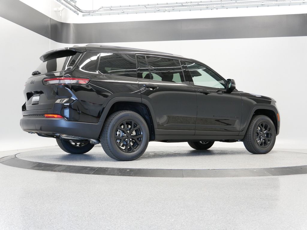 Thumbnail: 2025 Jeep Grand Cherokee L - 8