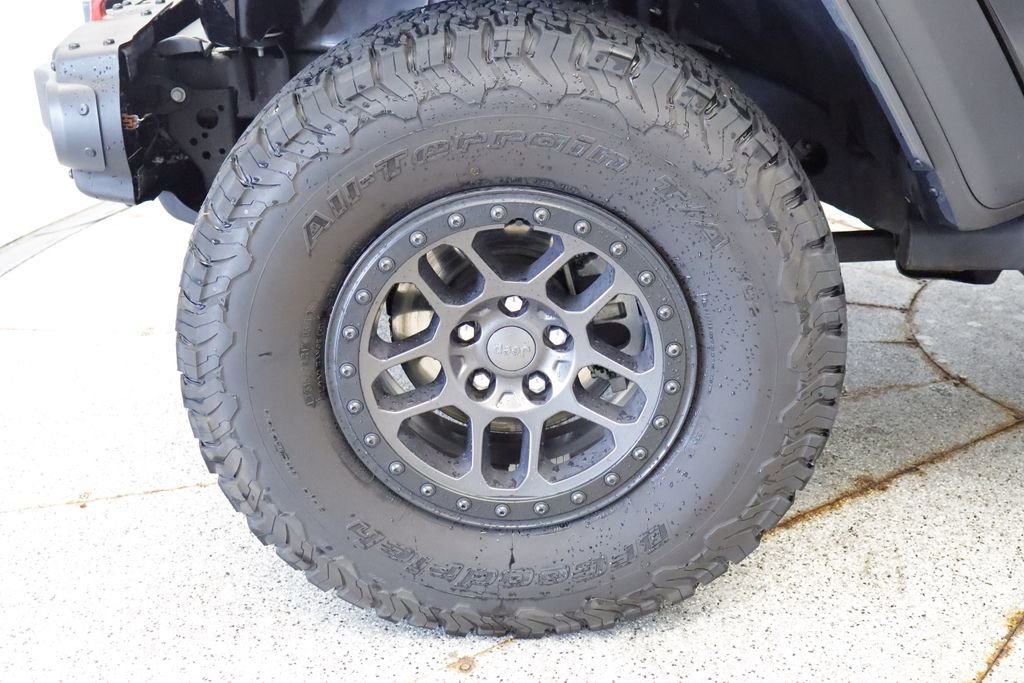 Thumbnail: 2021 Jeep Wrangler - 15