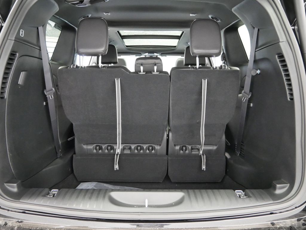 Thumbnail: 2026 Chrysler Pacifica - 10