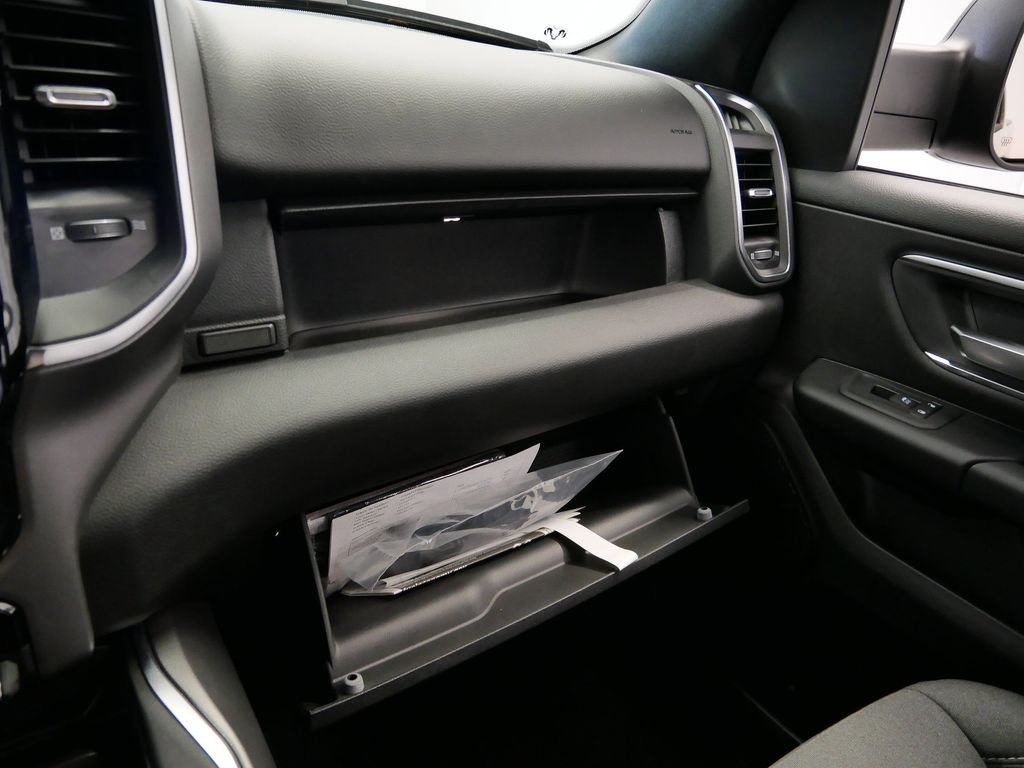 Thumbnail: 2025 RAM 1500 - 43