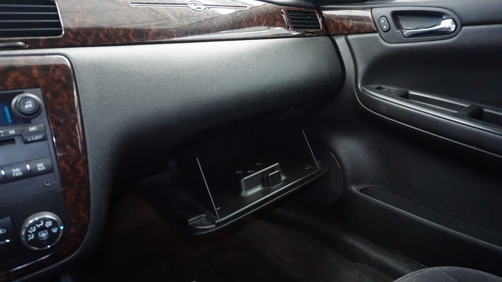 Thumbnail: 2013 Chevrolet Impala - 36