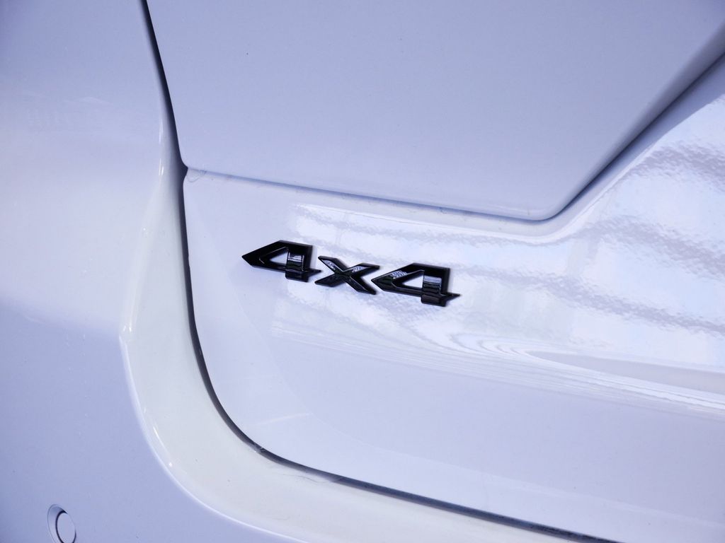 Thumbnail: 2025 Jeep Grand Cherokee - 15