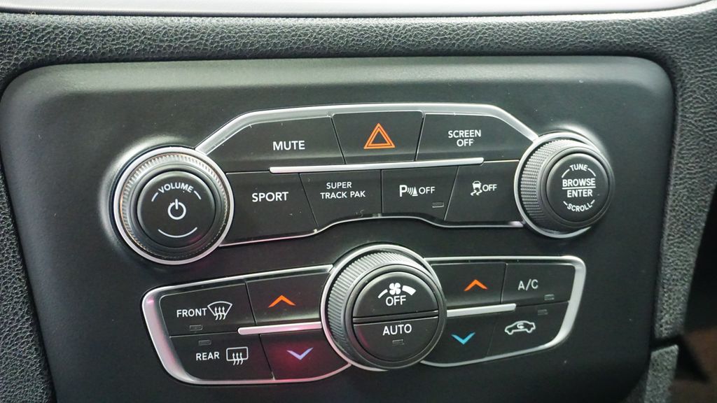 Thumbnail: 2023 Dodge Charger - 32