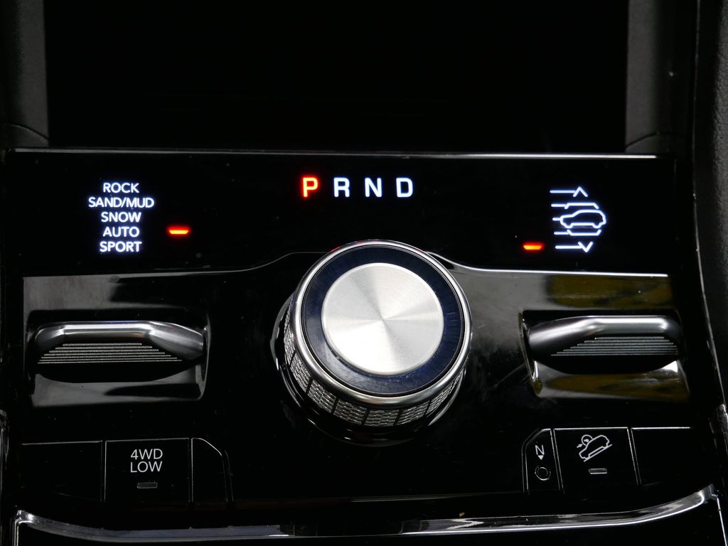 Thumbnail: 2022 Jeep Grand Cherokee - 40