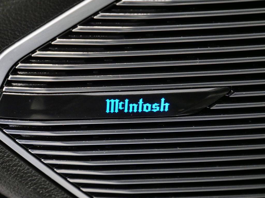 Thumbnail: 2022 Jeep Grand Cherokee - 7