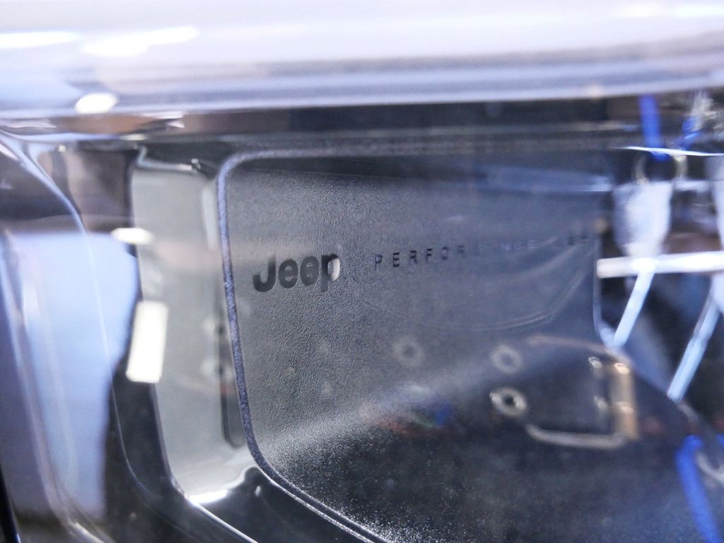 Thumbnail: 2024 Jeep Grand Cherokee - 22