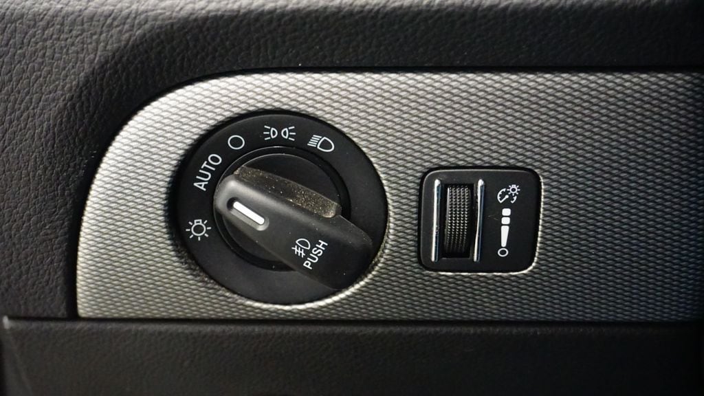 Thumbnail: 2018 Dodge Durango - 26