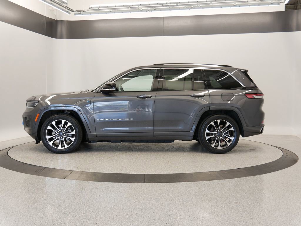 Thumbnail: 2022 Jeep Grand Cherokee - 44