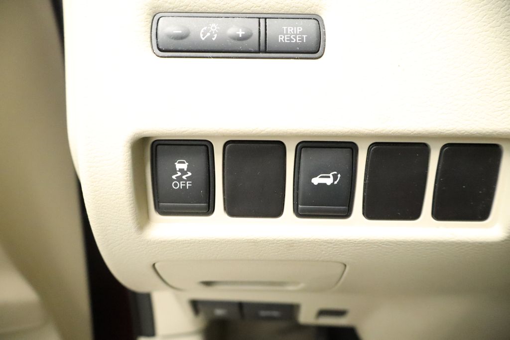 Thumbnail: 2015 Nissan Murano - 37