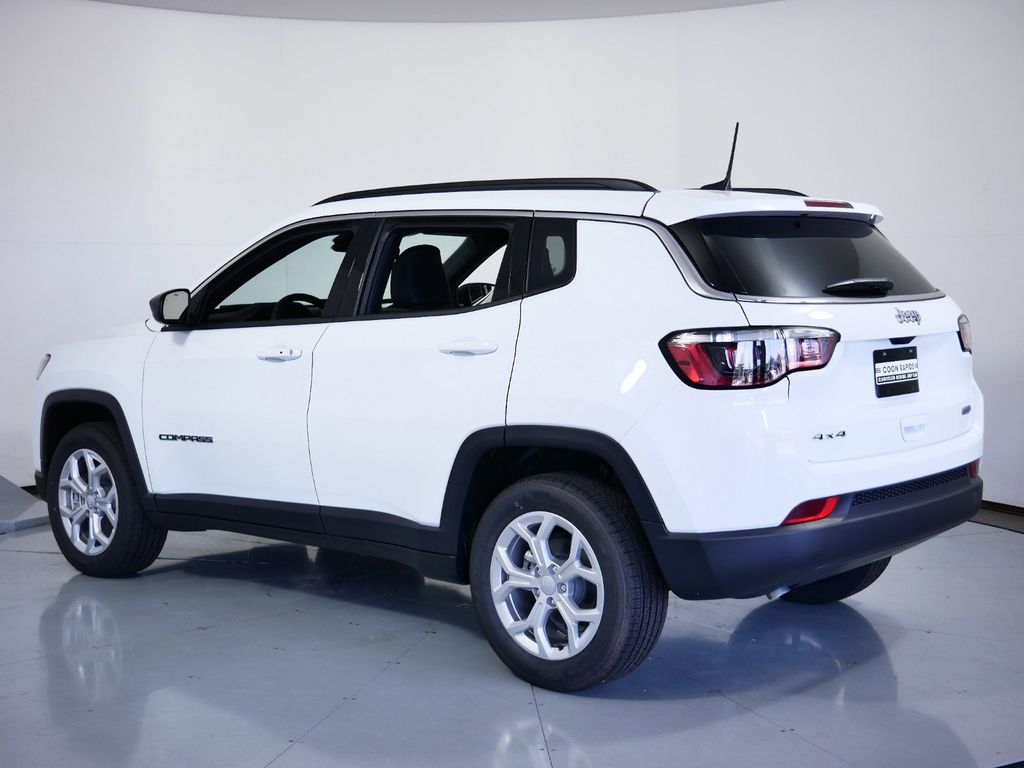Thumbnail: 2024 Jeep Compass - 16