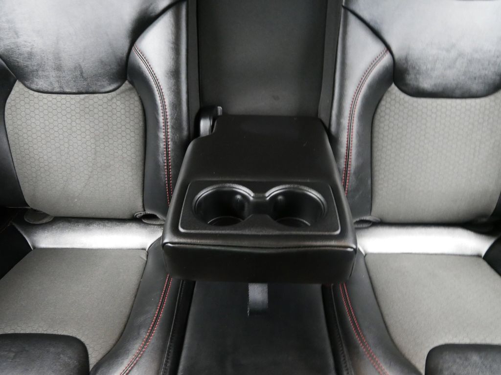 Thumbnail: 2022 Jeep Cherokee - 21