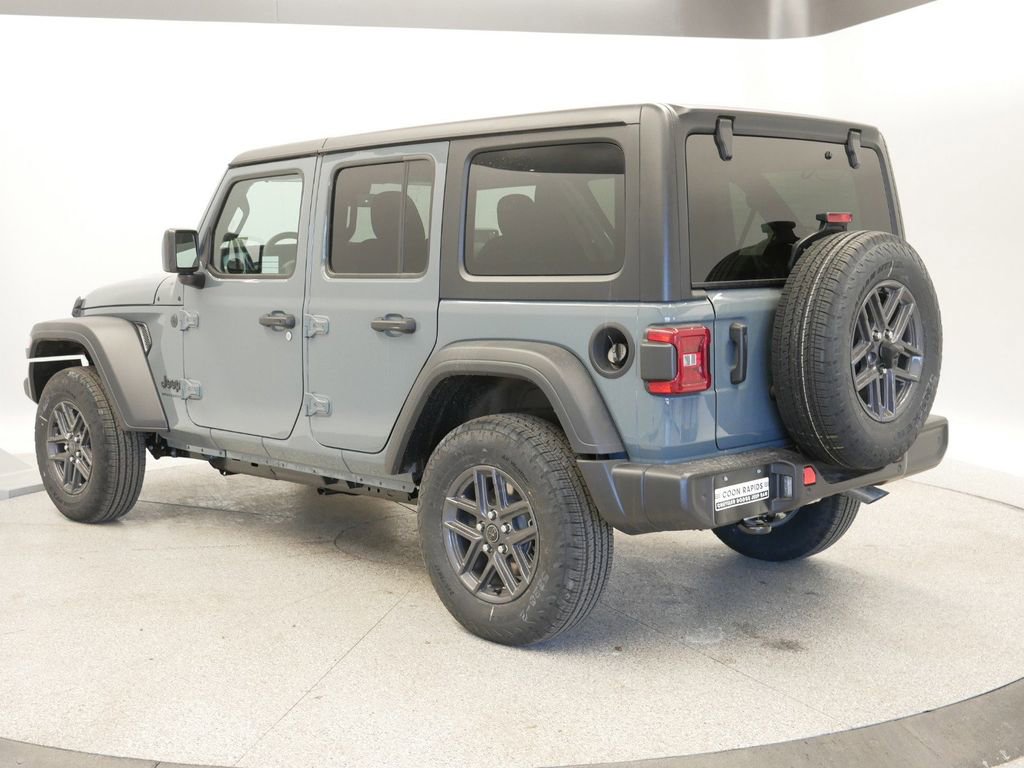 Thumbnail: 2025 Jeep Wrangler - 13