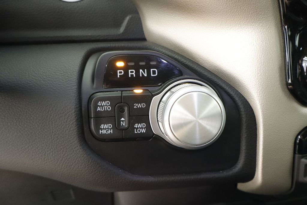 Thumbnail: 2019 RAM 1500 - 26