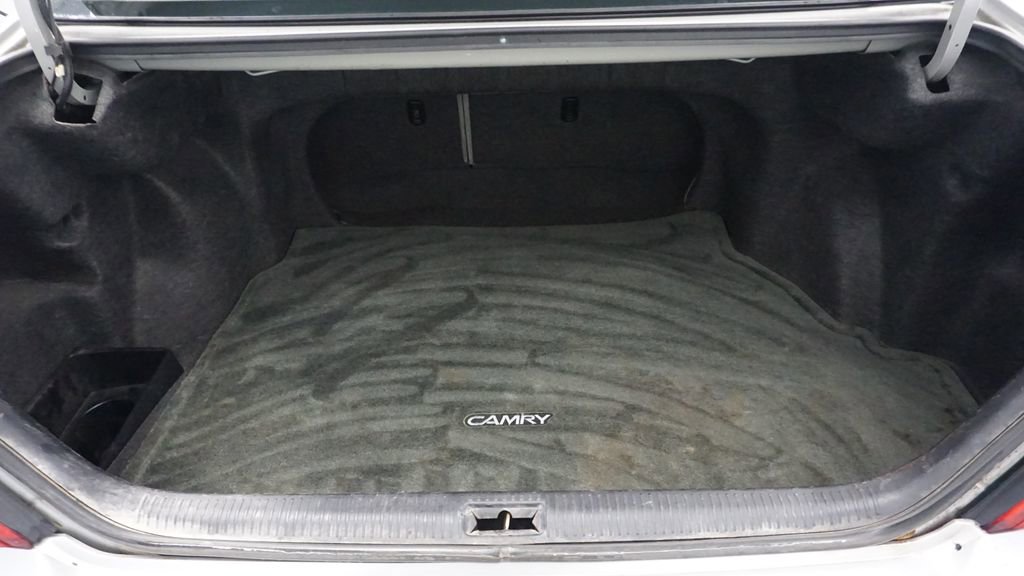 Thumbnail: 2003 Toyota Camry - 19