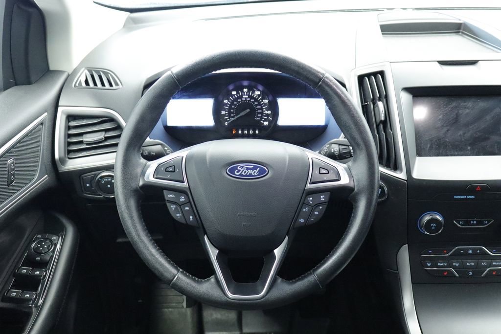 Thumbnail: 2020 Ford Edge - 24
