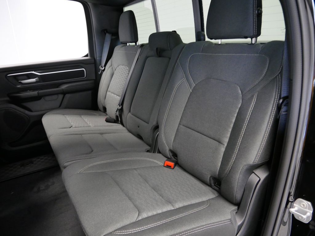 Thumbnail: 2026 RAM 1500 - 9