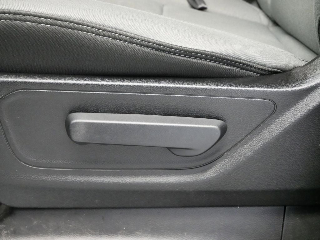 Thumbnail: 2022 RAM 1500 - 6