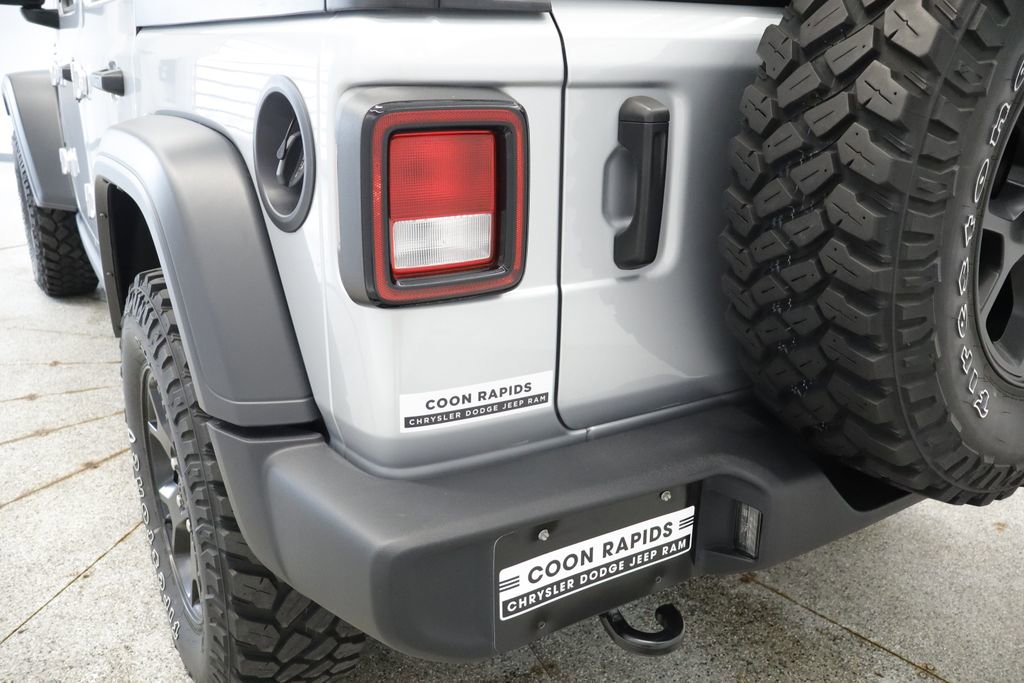 Thumbnail: 2023 Jeep Wrangler - 18
