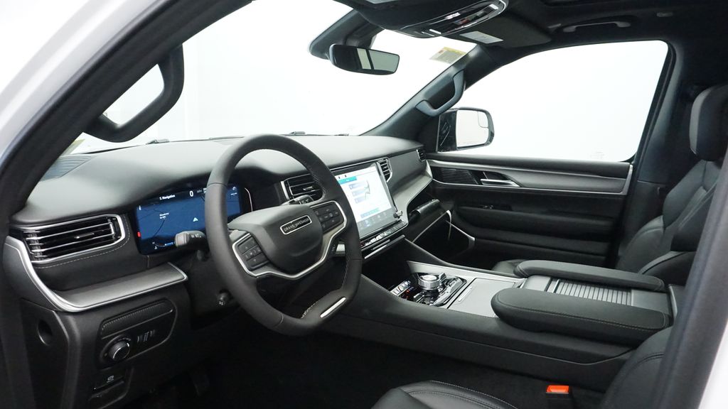 Thumbnail: 2026 Jeep Grand Wagoneer - 25