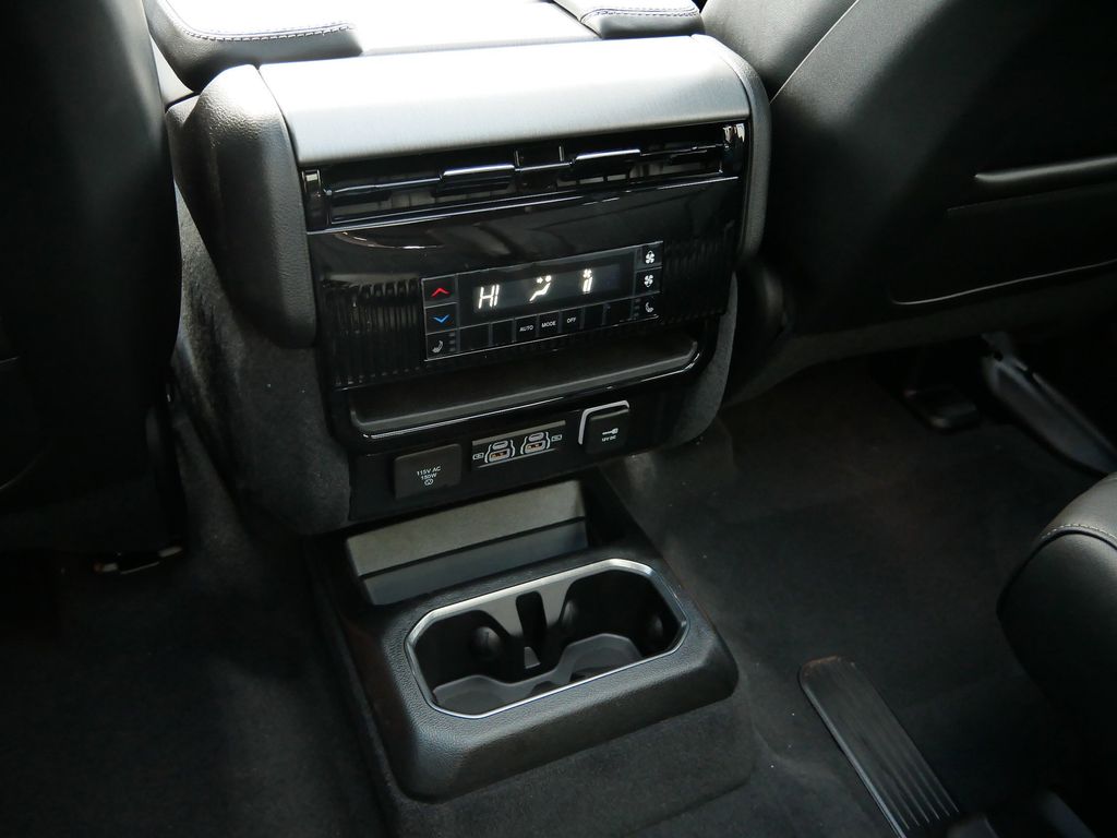 Thumbnail: 2025 Jeep Wagoneer - 21