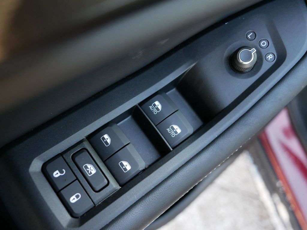 Thumbnail: 2024 Jeep Grand Cherokee - 34