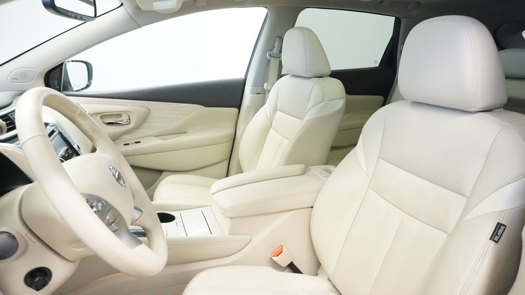 Thumbnail: 2017 Nissan Murano - 26