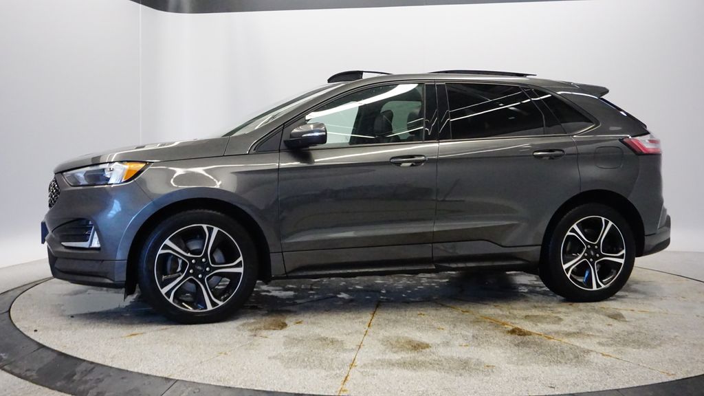 Thumbnail: 2019 Ford Edge - 2