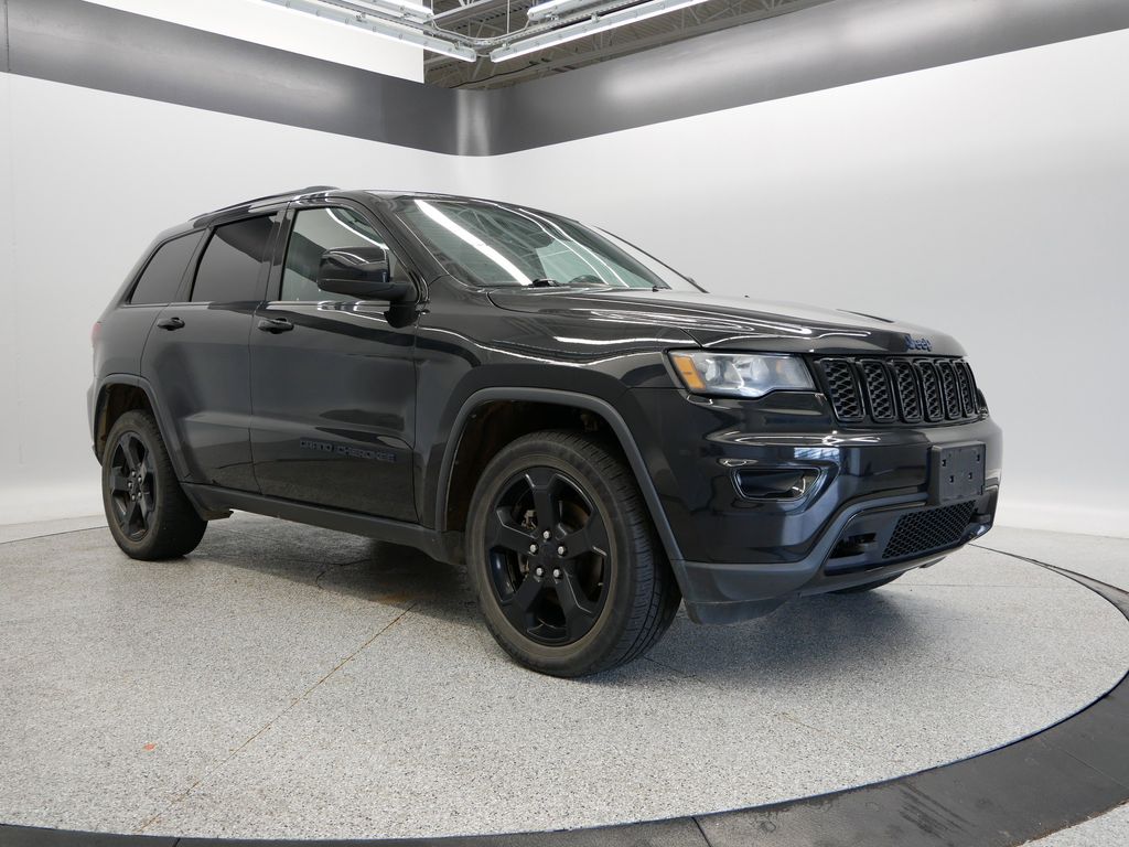 Thumbnail: 2019 Jeep Grand Cherokee - 16